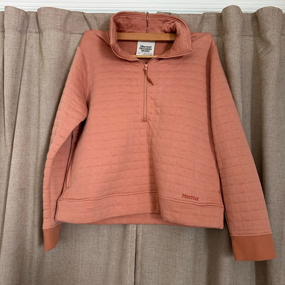 Marmot Mountain Works Quilted Pullover in Dusty Rose